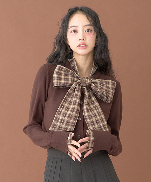 Mi-je(ミジェ)の「リボンニットプルオーバー【韓国ファッション】(ニット/セーター・レディース・ブラウン/ネイビー・F)」の1枚目の写真