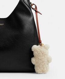 COACH（コーチ）の「ベア パフィ バッグ チャーム・シアリング