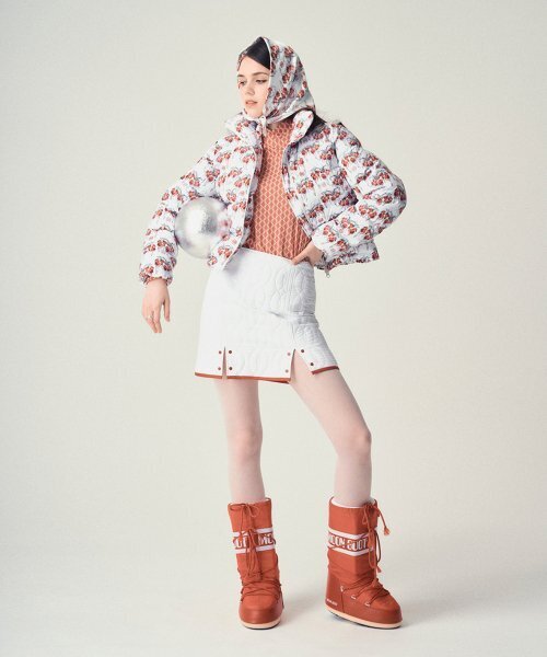 ICE GARDEN A.508(アイス ガーデン エイオーゴンパル)の「Frosty Hollyberries Print Down Jacket(ダウンジャケット/コート・レディース・その他・MEDIUM/SMALL)」の1枚目の写真