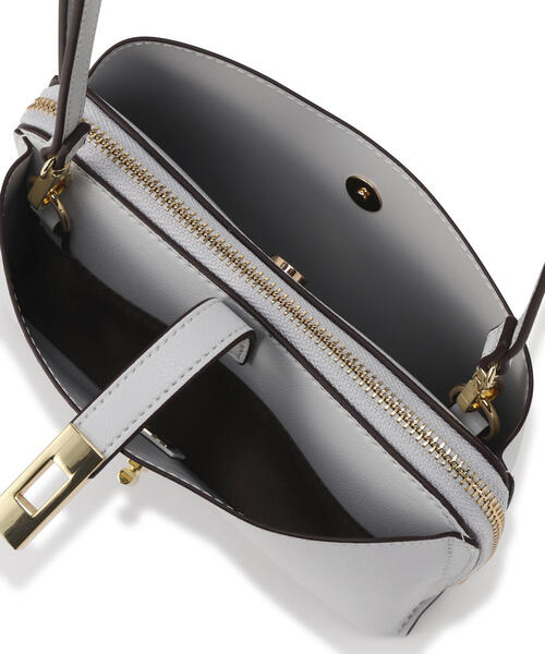 NATURAL BEAUTY BASIC（ナチュラルビューティーベーシック）の「◇ライトウォレットショルダーバッグ（ショルダーバッグ・レディース・オフホワイト/ブラウン/グレー/ブラック・ﾌﾘ-）」の17枚目の写真