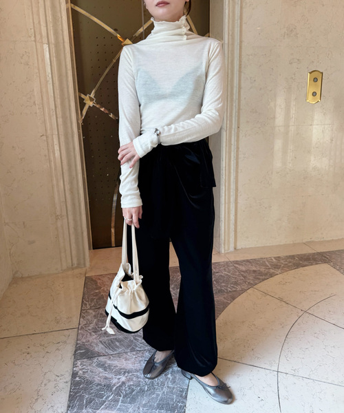 EDIT. FOR LULU(エディットフォールル)の「Superior Turtleneck(Tシャツ/カットソー・レディース・ホワイト/イエロー・FREE)」の4枚目の写真