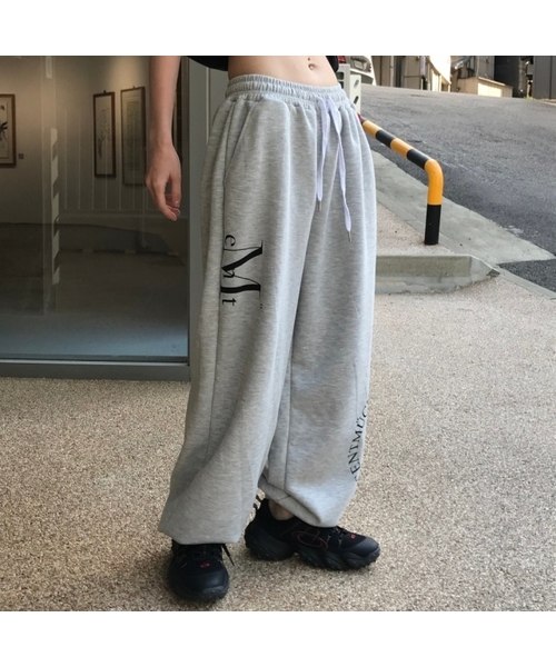 ディビジョン ワイド スウェット ジョガーパンツ 男女共用 (グレー