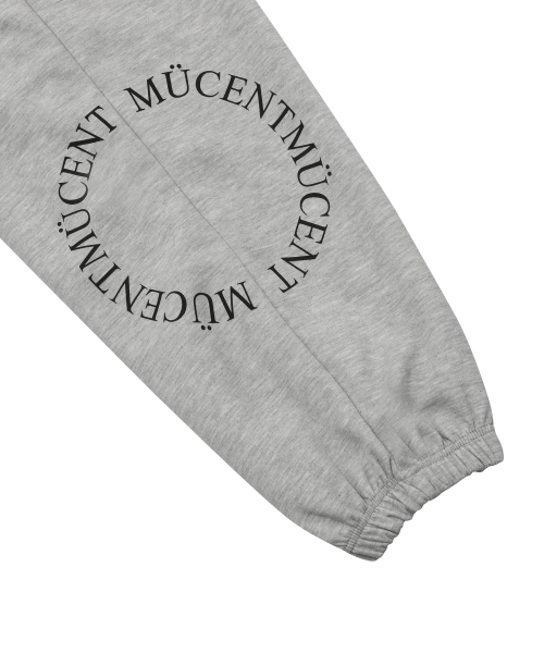 MUCENT(ムセント)の「ディビジョン ワイド スウェット ジョガーパンツ 男女共用 (グレー, ブラック)(スウェットパンツ・レディース・ブラック/グレー・1/2)」の10枚目の写真