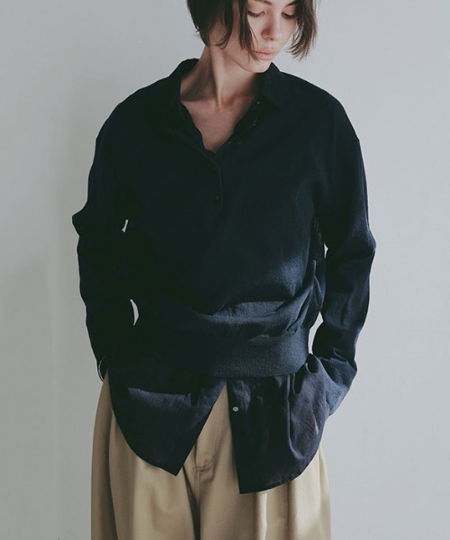 ETRE TOKYO(エトレトウキョウ)の「ヘンリーネックシアーニットプルオーバー(ニット/セーター・レディース・ネイビー/ホワイト/ライトブルー・FREE)」の3枚目の写真