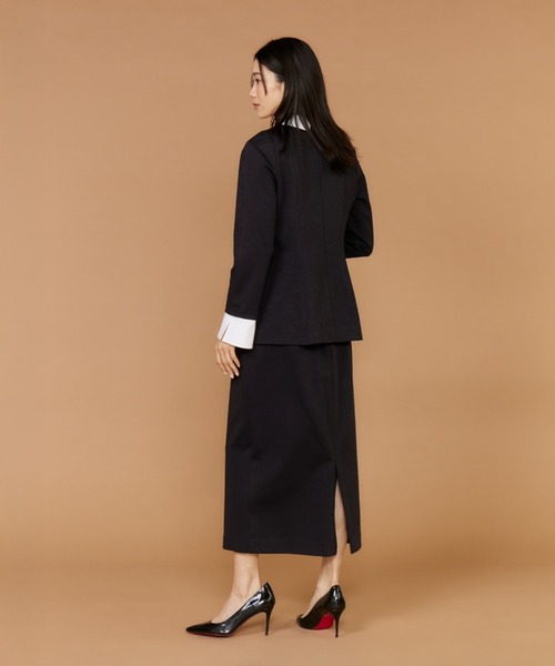 INED（イネド）の「ダンボールニット ハイウエストタイトスカート【セットアップ対応】（スカート・レディース・ネイビー・7号/9号/11号）」の4枚目の写真