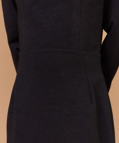 INED（イネド）の「ダンボールニット ハイウエストタイトスカート【セットアップ対応】（スカート・レディース・ネイビー・7号/9号/11号）」の11枚目の写真