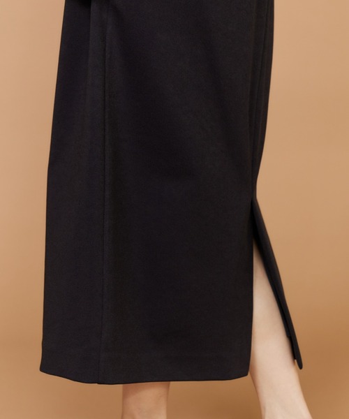 INED（イネド）の「ダンボールニット ハイウエストタイトスカート【セットアップ対応】（スカート・レディース・ネイビー・7号/9号/11号）」の12枚目の写真