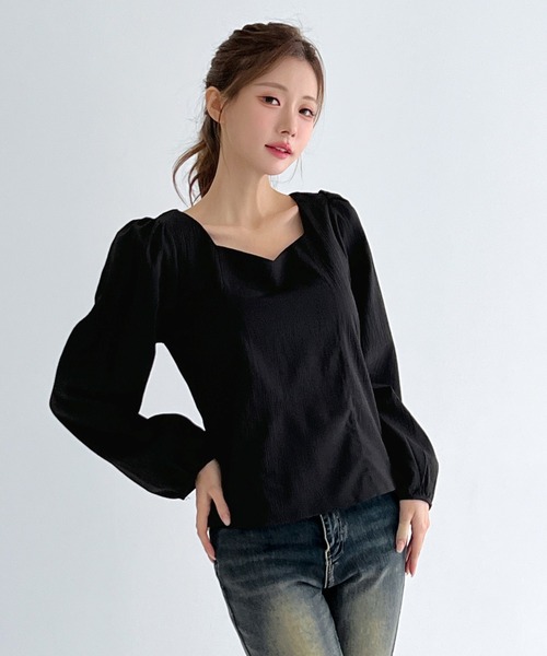 by muni:r(バイ ムニール)の「バックリボンストラップ ブラウス/2026 SS COLLECTION(シャツ/ブラウス・レディース・アイボリー/ブラック・FREE)」の17枚目の写真