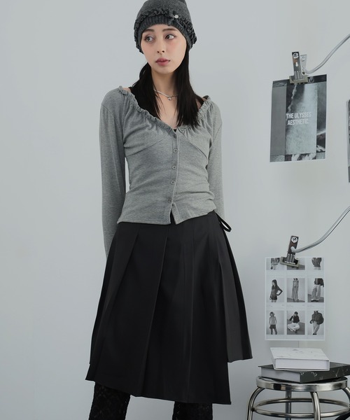 Ulysses（ユリシス）の「裾アシメプリーツラップスカート（スカート・レディース・ブラック/グレー・F）」の16枚目の写真