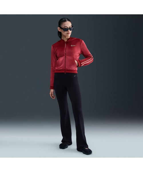 NIKE(ナイキ)の「NIKE/ナイキ W NSW TRND VLR FZ LS TOP(パーカー・レディース・レッド/ベージュ・S/M/L/XL)」の4枚目の写真