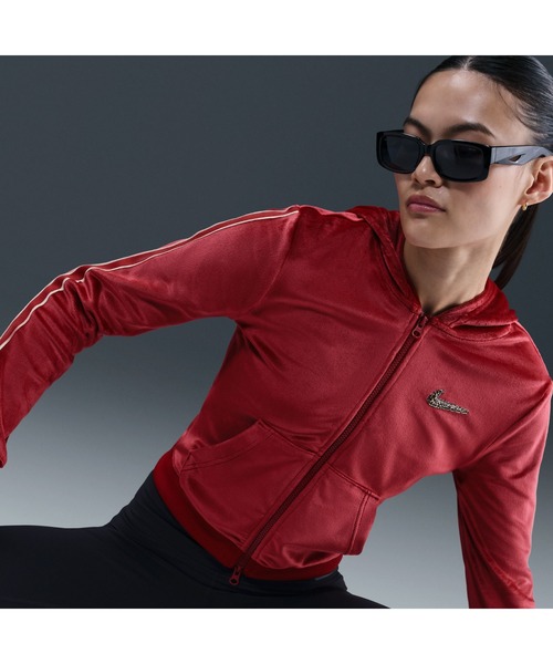 NIKE(ナイキ)の「NIKE/ナイキ W NSW TRND VLR FZ LS TOP(パーカー・レディース・レッド/ベージュ・S/M/L/XL)」の6枚目の写真