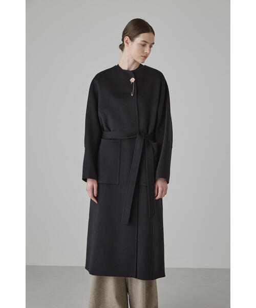 ADORE(アドーア)の「ピュアカシミヤコート(ノーカラーコート・レディース・ベージュ/ブラック・38/36)」の5枚目の写真