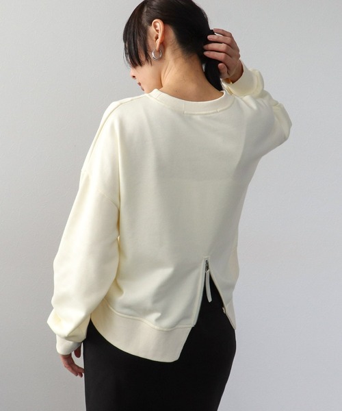 Three Four Time（ｽﾘｰﾌｫｰﾀｲﾑ）の「金属エンボスバックファスナープルオーバー（Tシャツ/カットソー・レディース・オフホワイト/グレー・FREE）」の5枚目の写真