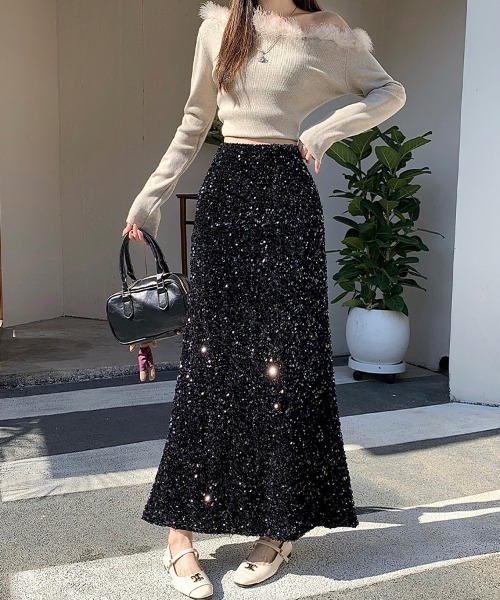 ONEP STAR(ワンピスター)の「スパンコールデザインフレアスカート(スカート・レディース・ブラック/ベージュ・LARGE/MEDIUM)」の9枚目の写真