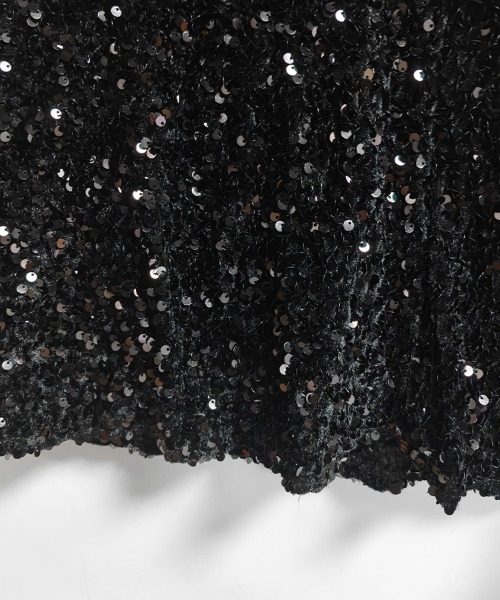 ONEP STAR(ワンピスター)の「スパンコールデザインフレアスカート(スカート・レディース・ブラック/ベージュ・LARGE/MEDIUM)」の3枚目の写真