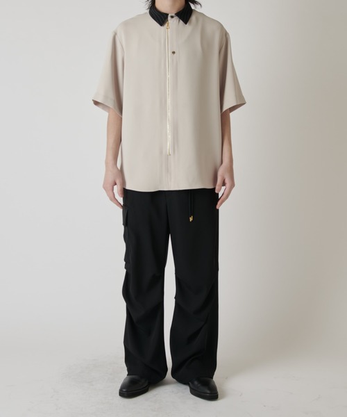 CULLNI（クルニ）の「【CULLNI exclusive for Lui's】クレリック半袖ZIPシャツジャケット（シャツ/ブラウス・メンズ・ライトベージュ/ブラック/オフホワイト・2/1）」の13枚目の写真