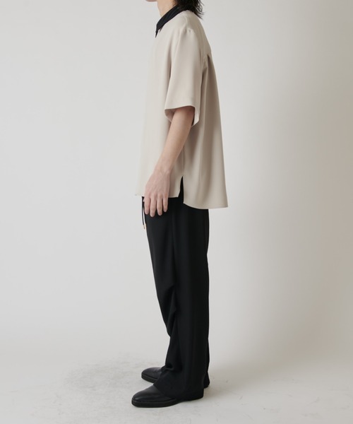 CULLNI（クルニ）の「【CULLNI exclusive for Lui's】クレリック半袖ZIPシャツジャケット（シャツ/ブラウス・メンズ・ライトベージュ/ブラック/オフホワイト・2/1）」の14枚目の写真