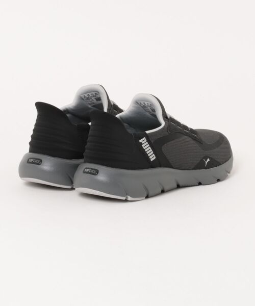 PUMA(プーマ)の「PUMA プーマ SOFTRIDE FLEX LACE EASE IN ALT WD 軽量 メンズスニーカー(ソフトライドフレックスレースイーズインALT)(スニーカー・メンズ・グレー系その他・25.5cm/26.0cm/26.5cm/27.0cm/27.5cm/28.0cm/29.0cm/30.0cm)」の2枚目の写真