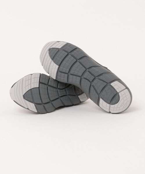 PUMA(プーマ)の「PUMA プーマ SOFTRIDE FLEX LACE EASE IN ALT WD 軽量 メンズスニーカー(ソフトライドフレックスレースイーズインALT)(スニーカー・メンズ・グレー系その他・25.5cm/26.0cm/26.5cm/27.0cm/27.5cm/28.0cm/29.0cm/30.0cm)」の3枚目の写真