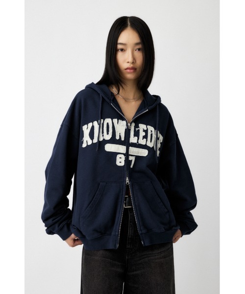 MOUSSY(マウジー)の「【新色:キナリ】COLLEGIATE ZIP フ―ディ(スウェット・レディース・杢グレー/ネイビー/キナリ・FREE)」の5枚目の写真