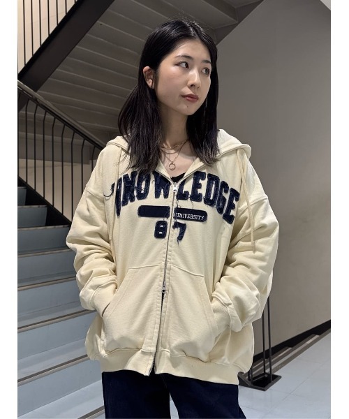 セール】【新色：キナリ】COLLEGIATE ZIP フ―ディ（スウェット