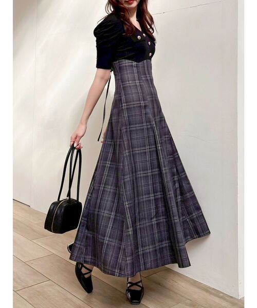 dazzlin（ダズリン）の「フロントボタンコルセットワンピース（ワンピース・レディース・ベージュ/ブラック/オフホワイト・MEDIUM/SMALL）」の18枚目の写真