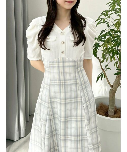 dazzlin（ダズリン）の「フロントボタンコルセットワンピース（ワンピース・レディース・ベージュ/ブラック/オフホワイト・MEDIUM/SMALL）」の8枚目の写真