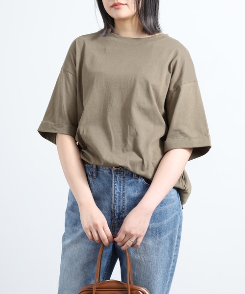 FUNALIVE(ファンアライブ)の「ロールアップ ハーフスリーブ カットソー(Tシャツ/カットソー・レディース・ブラック/カーキ/杢グレー/オフホワイト・LL~3L/M~L)」の4枚目の写真