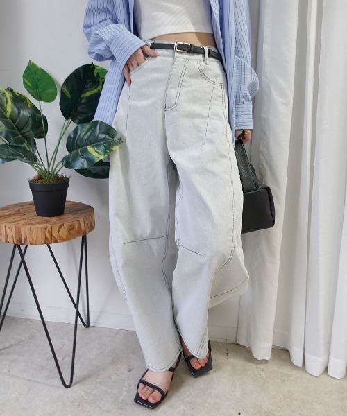 CORNERS(コーナーズ)の「ツイル配色ステッチバレルパンツ(デニムパンツ・レディース・ライトブルー/ブラック/ホワイト・M)」の7枚目の写真