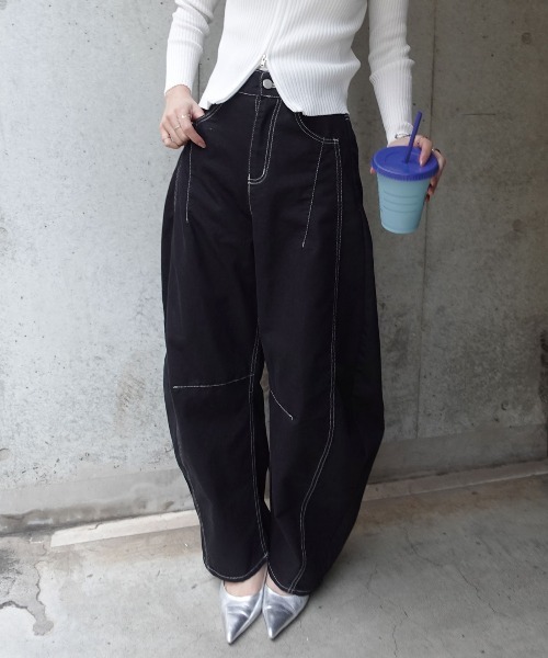 CORNERS(コーナーズ)の「ツイル配色ステッチバレルパンツ(デニムパンツ・レディース・ライトブルー/ブラック/ホワイト・M)」の16枚目の写真