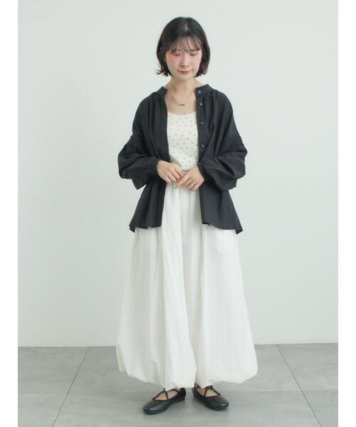 Samansa Mos2（サマンサ モスモス）の「袖シャーリングギャザーブラウス（シャツ/ブラウス・レディース・ブラック/サックスブルー/オフホワイト・F）」の16枚目の写真