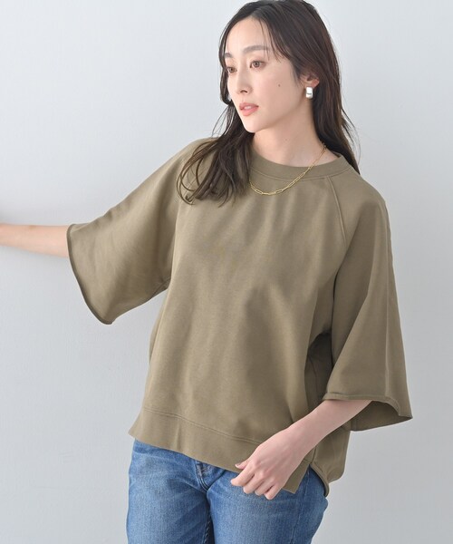 Liyoca（リヨカ）の「【Liyoca】裏毛ハーフスリーブプルオーバー（Tシャツ/カットソー・レディース・ダークブラウン/ナチュラル/ネイビー・02）」の2枚目の写真