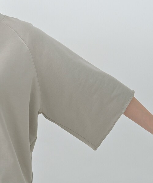 Liyoca（リヨカ）の「【Liyoca】裏毛ハーフスリーブプルオーバー（Tシャツ/カットソー・レディース・ダークブラウン/ナチュラル/ネイビー・02）」の6枚目の写真