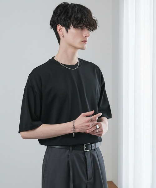 CIYOT(シヨウト)の「【CIYOT】USAコットン レギュラーフィット クルーネック 半袖Tシャツ<接触冷感・UVカット>(Tシャツ/カットソー・メンズ・グリーン系/ライトグレー系/ホワイト系/チャコールグレー/レッド系/ブラック/モカ・S/L/M)」の2枚目の写真