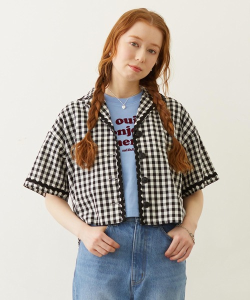 MILKFED.（ミルクフェド）の「TRIMMED GINGHAM CHECK SHIRT（シャツ/ブラウス・レディース・ブラウン/レッド/ブラック・ONE SIZE）」の2枚目の写真
