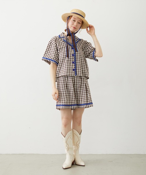 MILKFED.（ミルクフェド）の「TRIMMED GINGHAM CHECK SHIRT（シャツ/ブラウス・レディース・ブラウン/レッド/ブラック・ONE SIZE）」の17枚目の写真