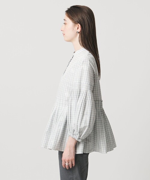 UNITED ARROWS(ユナイテッドアローズ)の「ギンガムチェック フラワー ジャガード ブラウス ‐ウォッシャブル‐(シャツ/ブラウス・レディース・オフホワイト/ブラック・38/36)」の14枚目の写真