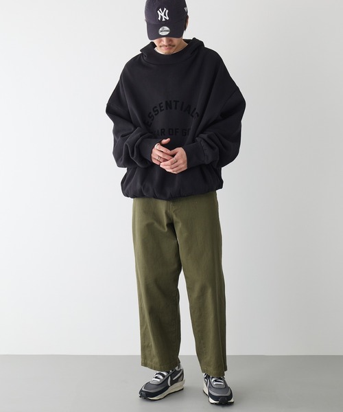 FOG ESSENTIALS（エフオージーエッセンシャルズ）の「【ESSENTIALS】1010 essentials THE BLACK COLLECTION（パーカー・メンズ・ブラック/ベージュ・XS/S/M/L/XL）」の18枚目の写真