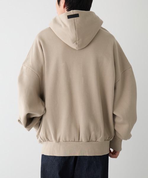 FOG ESSENTIALS（エフオージーエッセンシャルズ）の「【ESSENTIALS】1010 essentials THE BLACK COLLECTION（パーカー・メンズ・ブラック/ベージュ・XS/S/M/L/XL）」の4枚目の写真