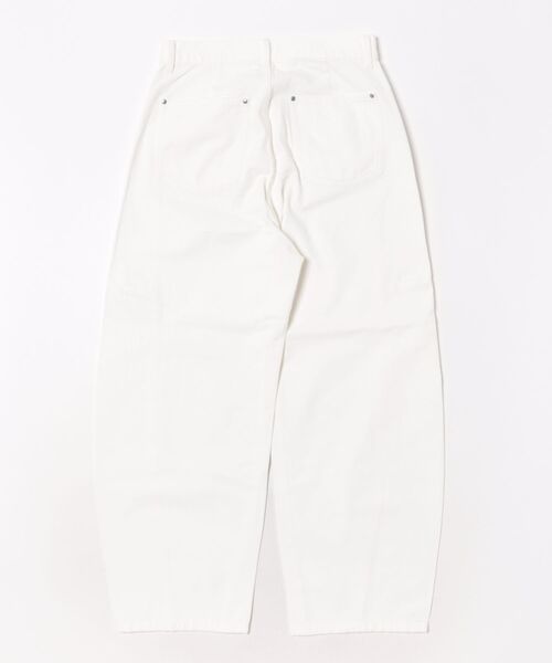 Jines（ジネス）の「カーブデニムパンツ（デニムパンツ・レディース・ホワイト/インディゴブルー・38）」の21枚目の写真