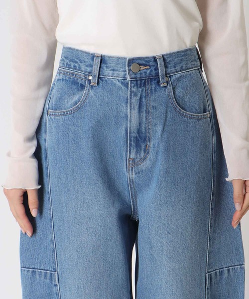 Jines（ジネス）の「カーブデニムパンツ（デニムパンツ・レディース・ホワイト/インディゴブルー・38）」の15枚目の写真