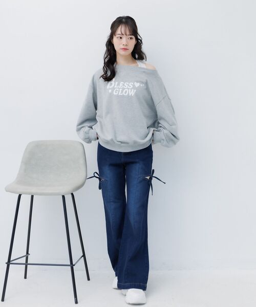 ems excite(エムズエキサイト)の「スリットリボンデニムPT(デニムパンツ・レディース・ライトブルー/ダークブルー・SMALL/MEDIUM)」の19枚目の写真