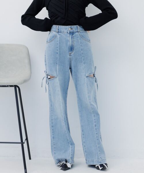 ems excite(エムズエキサイト)の「スリットリボンデニムPT(デニムパンツ・レディース・ライトブルー/ダークブルー・SMALL/MEDIUM)」の3枚目の写真