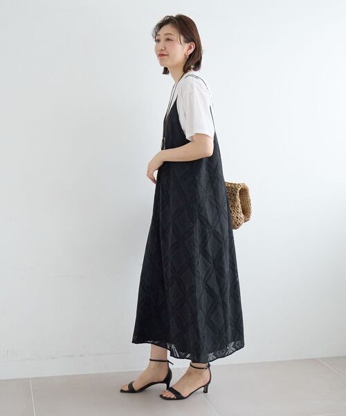 le.coeur blanc(ルクールブラン)の「パッチワーク風レースキャミワンピース(ワンピース・レディース・オフホワイト/ブラック・38)」の14枚目の写真