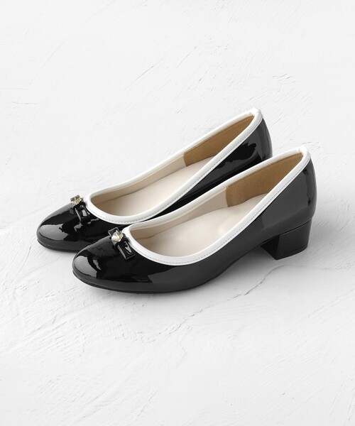 TOCCA(トッカ)の「POINT OF CLOVER RAINPUMPS レインパンプス(パンプス・レディース・ブラック系5/アイボリー系/ブラック系・38/37/36/35/39)」の1枚目の写真