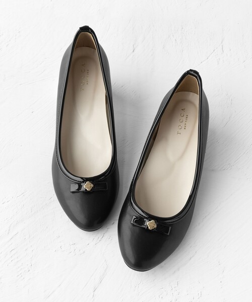 TOCCA(トッカ)の「POINT OF CLOVER RAINPUMPS レインパンプス(パンプス・レディース・ブラック系5/アイボリー系/ブラック系・38/37/36/35/39)」の8枚目の写真
