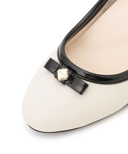 TOCCA(トッカ)の「POINT OF CLOVER RAINPUMPS レインパンプス(パンプス・レディース・ブラック系5/アイボリー系/ブラック系・38/37/36/35/39)」の22枚目の写真