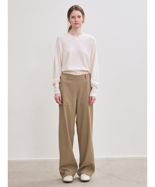 le(ル)の「lessence comfort banding pants (beige)(スラックス・レディース・その他・MEDIUM/SMALL)」の2枚目の写真