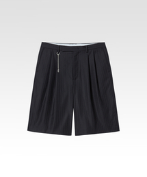 AFTERPRAY（アフタープレイ）の「ピンストライプウールツーピンタックショーツブラック（その他パンツ）」