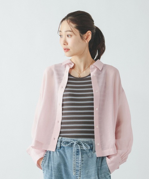 GLOBAL WORK(グローバルワーク)の「シルキータッチシアークロップドシャツ/636682(シャツ/ブラウス・レディース・ピンク/スミクロ/サックスブルー/グレイッシュベージュ・LARGE/MEDIUM/SMALL)」の7枚目の写真